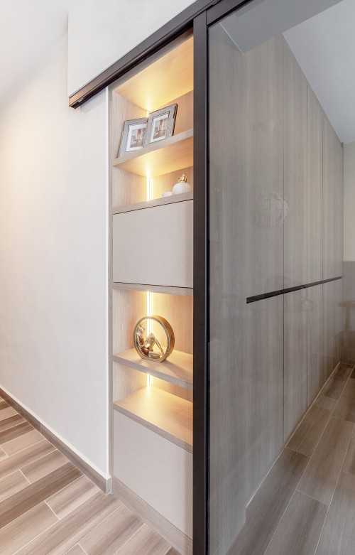 Contemporary Living Room at Bukit Batok West Avenue 6