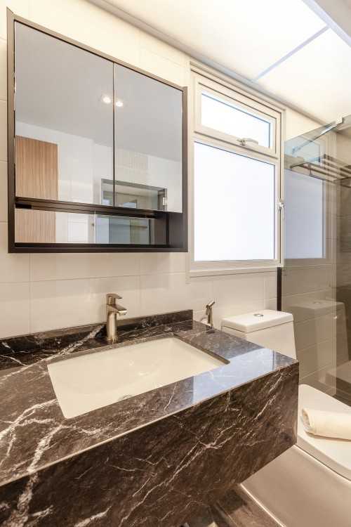 Contemporary Bathroom at Bukit Batok West Avenue 6