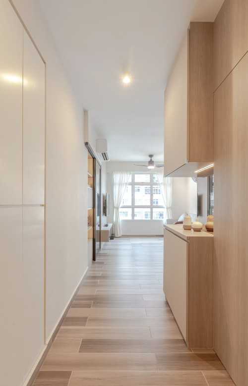 Contemporary Entryway at Bukit Batok West Avenue 6
