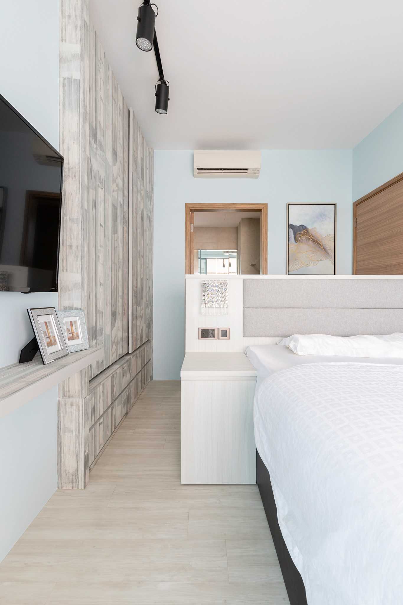 Minimalist Bedroom with Wardrobe and Sliding Wardrobe