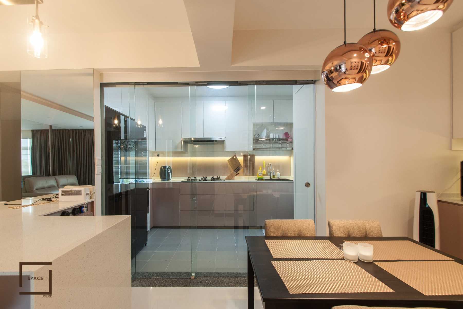 Modern Dining Room with Drop Light and Dining Table