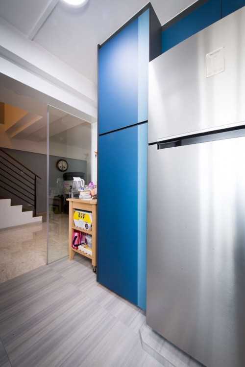 Contemporary at 47. Spacious Living in an Executive Mansionette