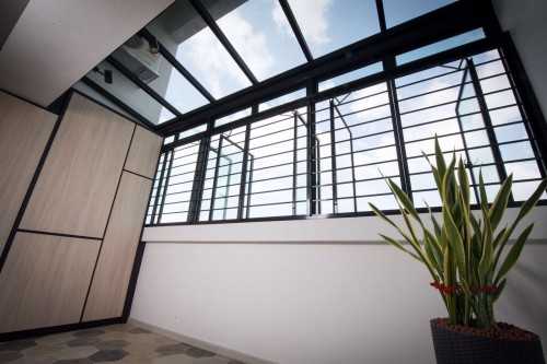 Contemporary at 47. Spacious Living in an Executive Mansionette