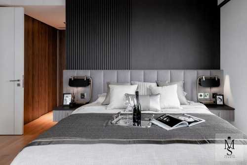 Contemporary Bedroom at Wallich Residence