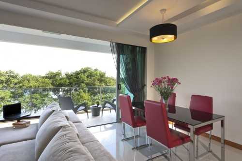 Modern at Showflat-esque Living
