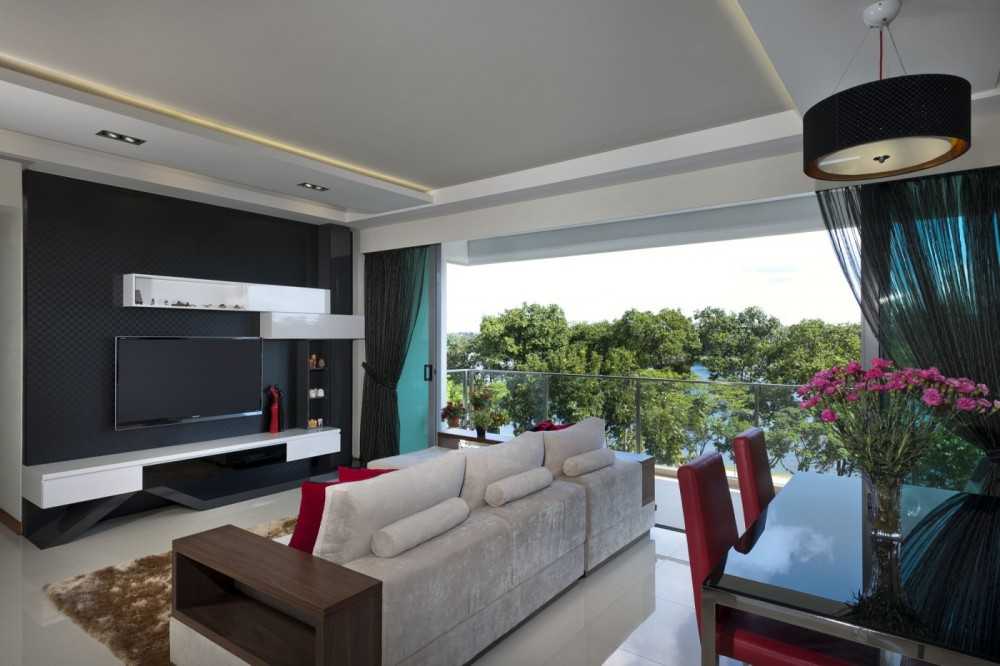 Showflat-esque Living