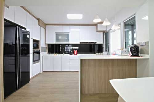 Scandinavian Kitchen at Woodlands Drive 73