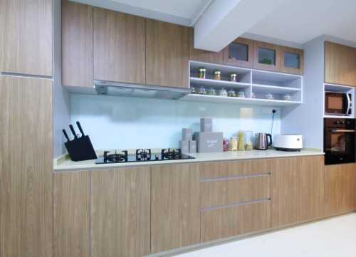 Contemporary Kitchen at Telok Blangah Crescent