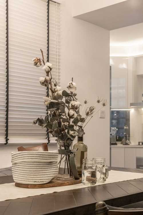Vintage Dining Room at Resale Apartment at Bedok North (Contemporary Vintage)
