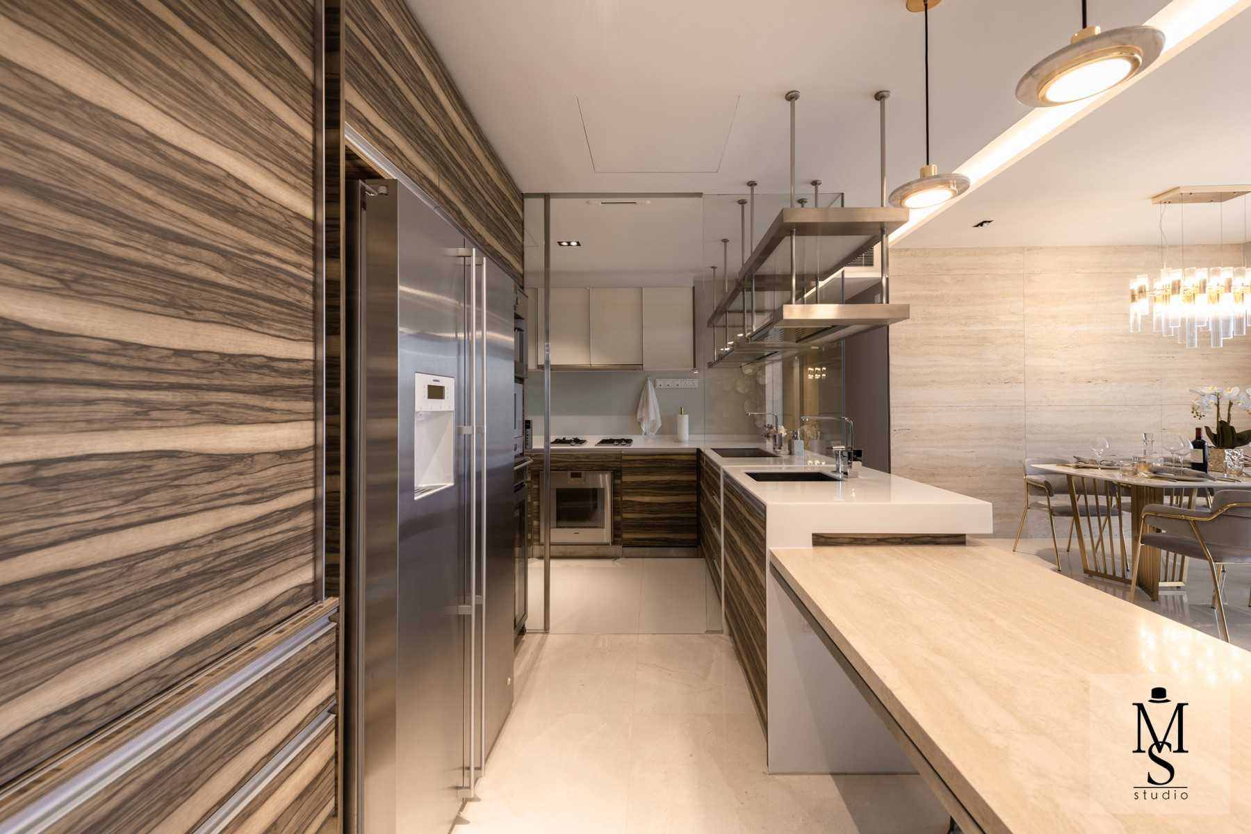 Modern Kitchen with Countertop and Marble Floor