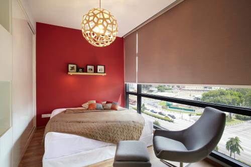 Contemporary Bedroom at HAVELOCK ROAD RIVER PLACE