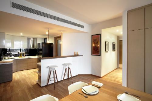 Contemporary Hallway at HAVELOCK ROAD RIVER PLACE