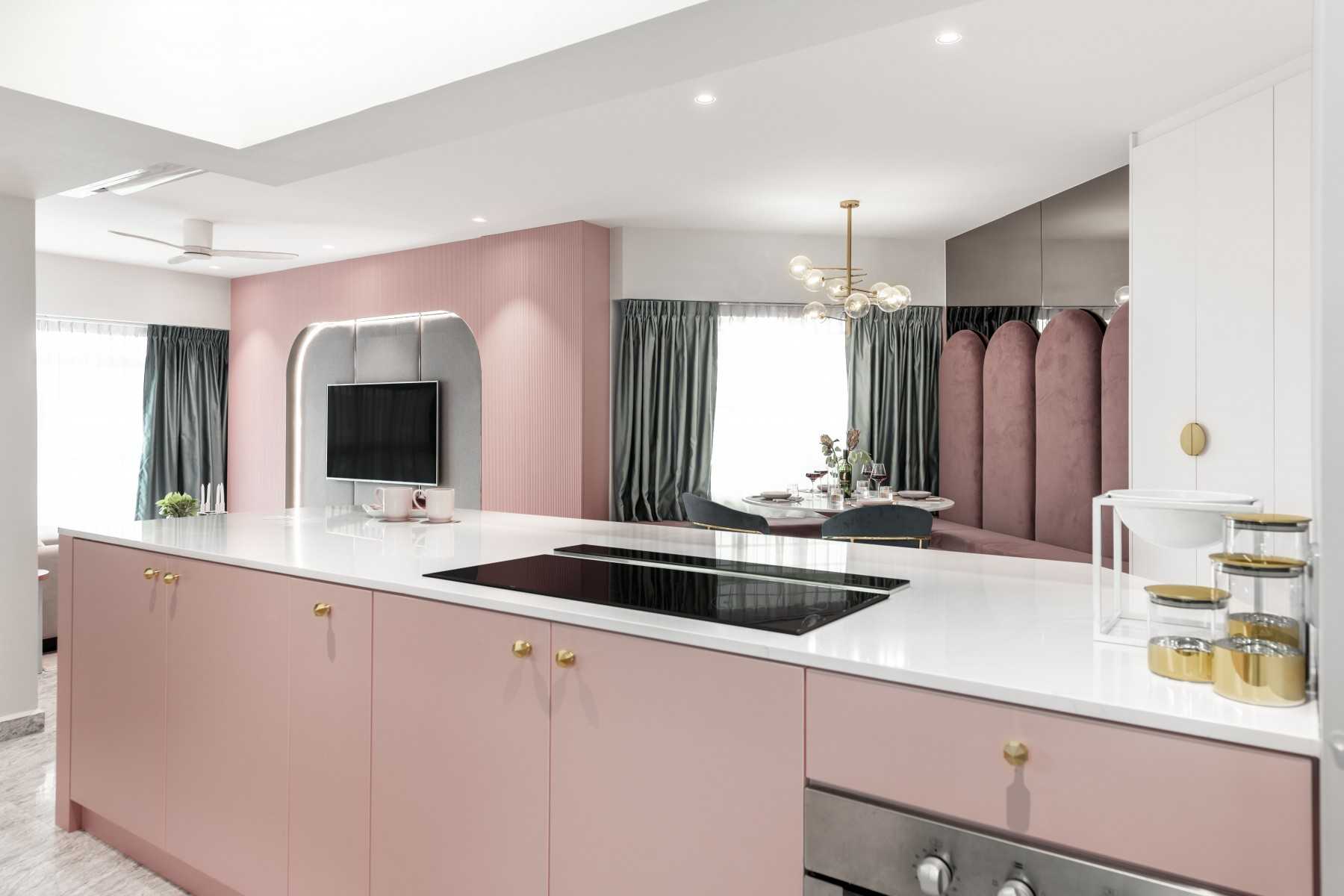 Modern Kitchen with Countertop and Marble Floor