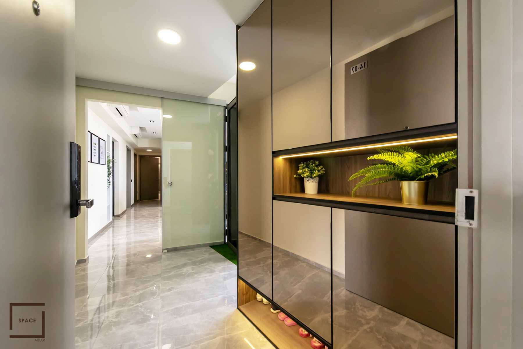Modern Entryway with Mirror and Shoe Rack