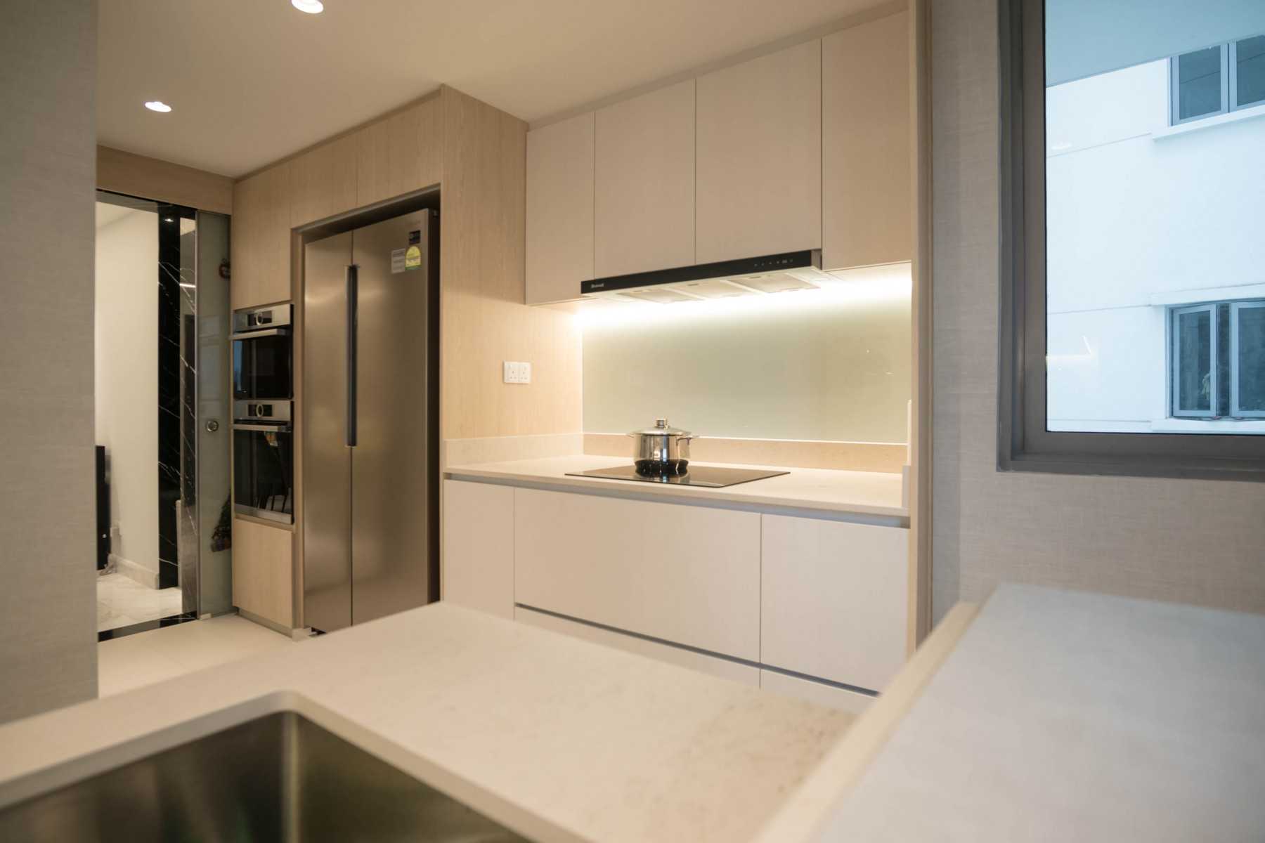 Minimalist Kitchen with Kitchen Window and Cupboard