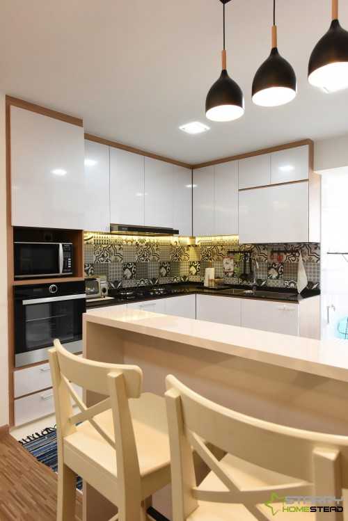 Industrial Kitchen at 605 Elias Road