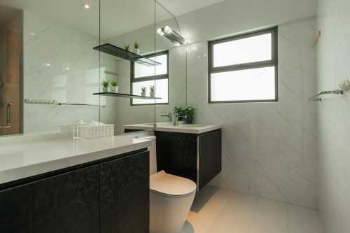 Minimalist Bathroom at Hill Brooks @ 88