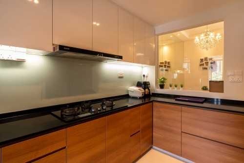 Minimalist Kitchen at Hill Brooks @ 88