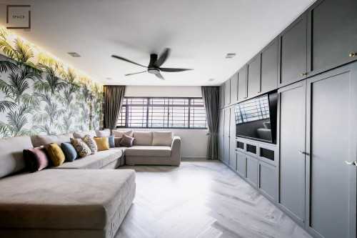 Modern Living Room at RESALE 5-ROOM POTONG PASIR