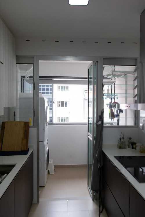 Modern Kitchen at West Ridges