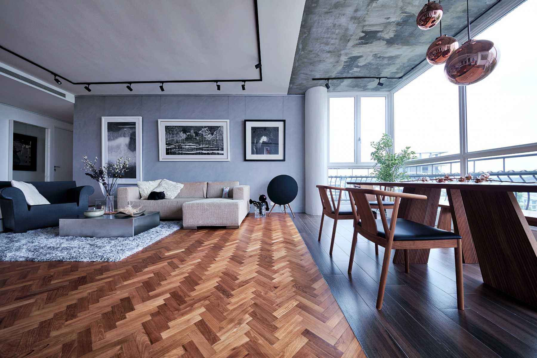 Contemporary Living Room with Wood Flooring and Sofa