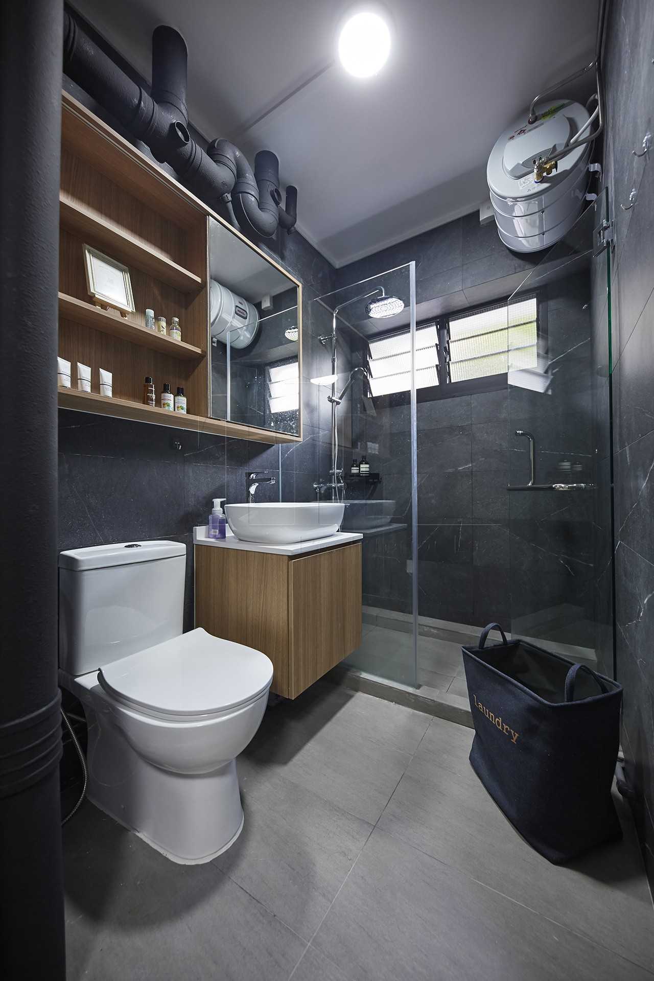 Transitional Bathroom with Homogeneous Tiles and Storage Cabinets