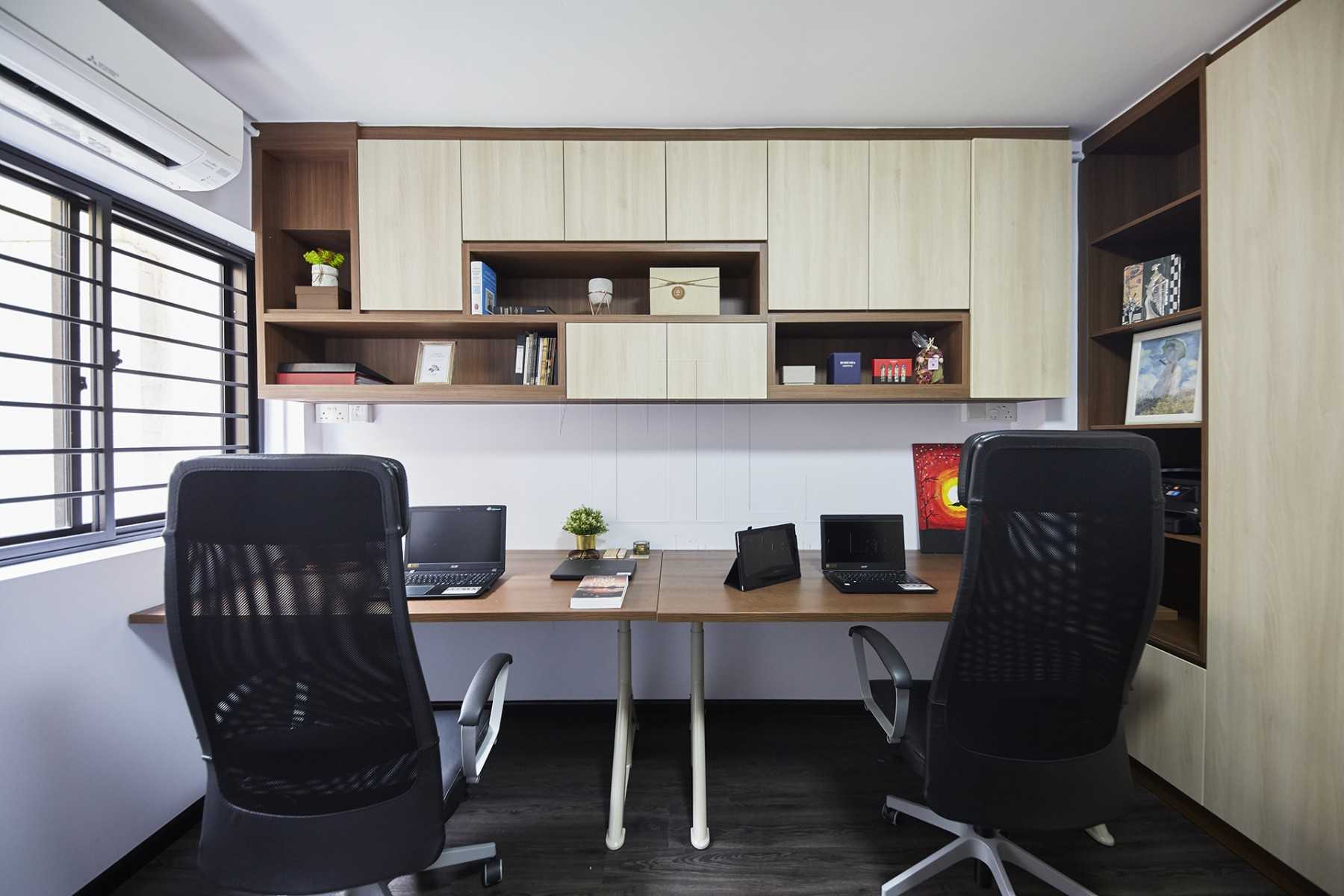 Transitional Workstation with Bookshelf and Desk