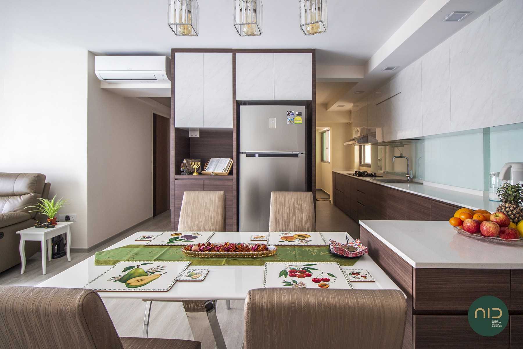 Modern Dining Room with Countertop and Open Kitchen