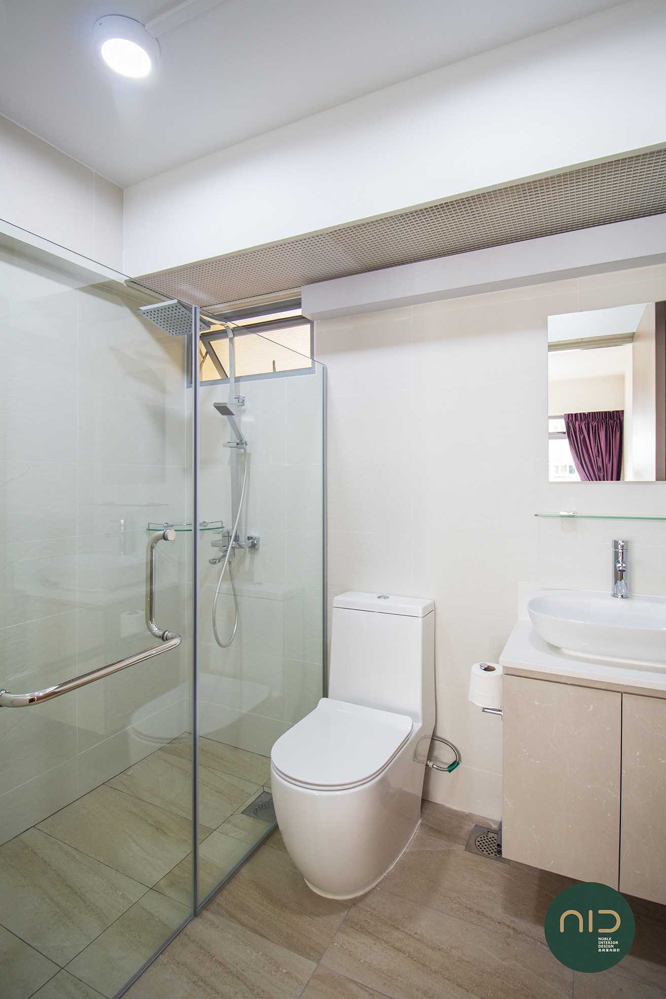 Modern Bathroom with Homogeneous Tiles and Mirror