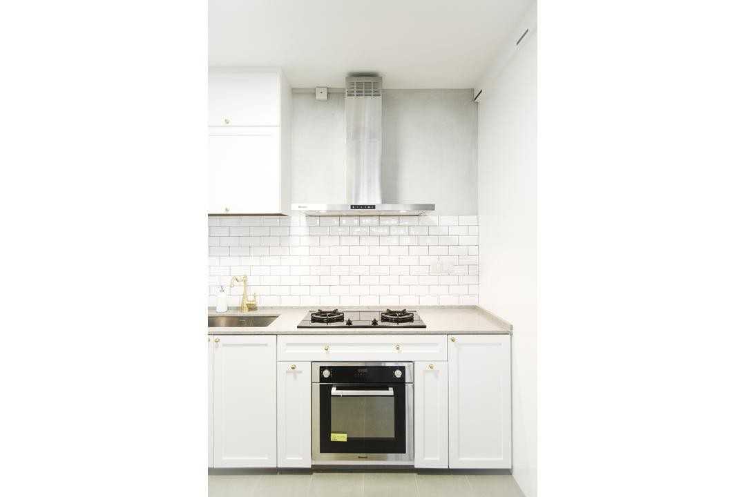 Eclectic Kitchen with Kitchen Backsplash and Kitchen Cabinets