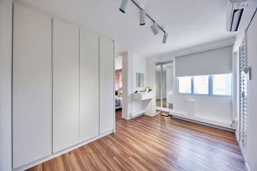 Scandinavian Walk-in Wardrobe at 14 Upper Boon Keng Road