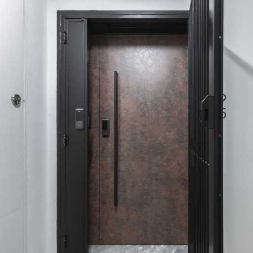 Contemporary Entryway at Project L & C