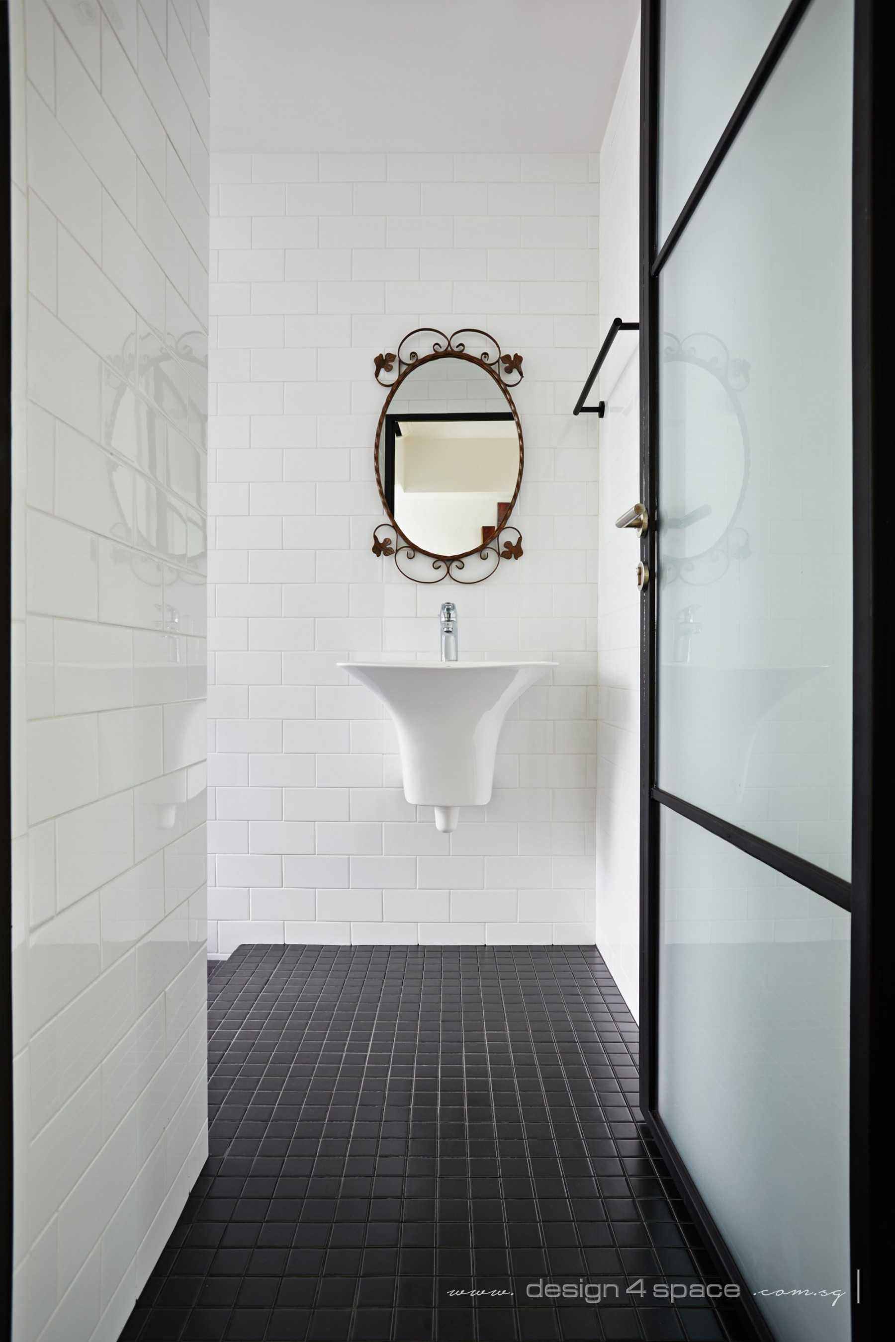 Contemporary Bathroom with Homogeneous Tiles and Bathroom Storage