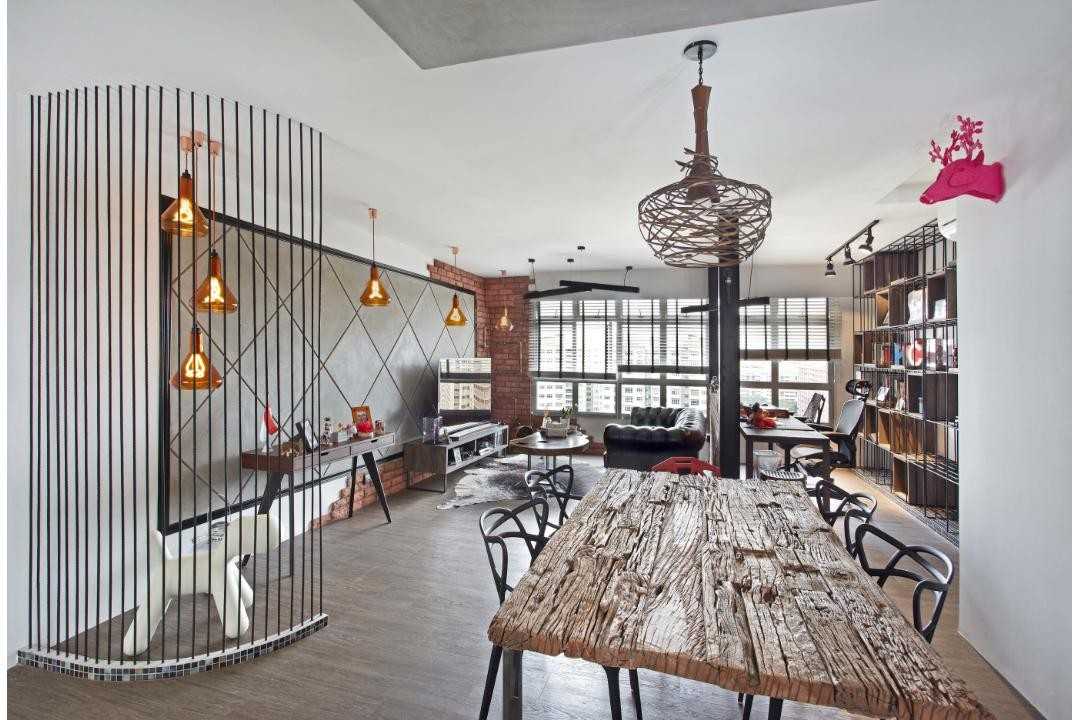 Industrial Dining Room with Dining Table and Dining Chairs