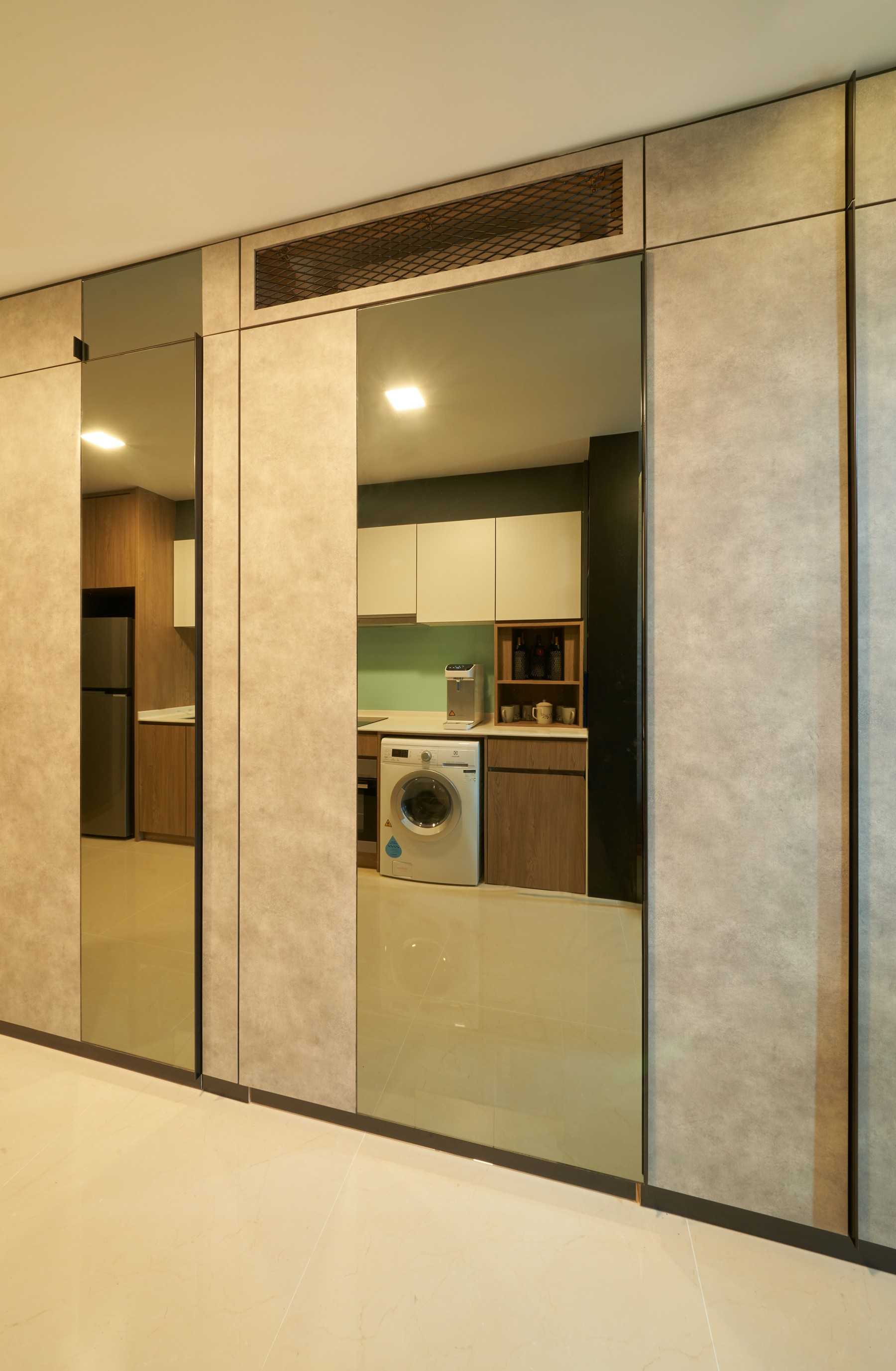 Modern Kitchen with Countertop and Kitchen Backsplash