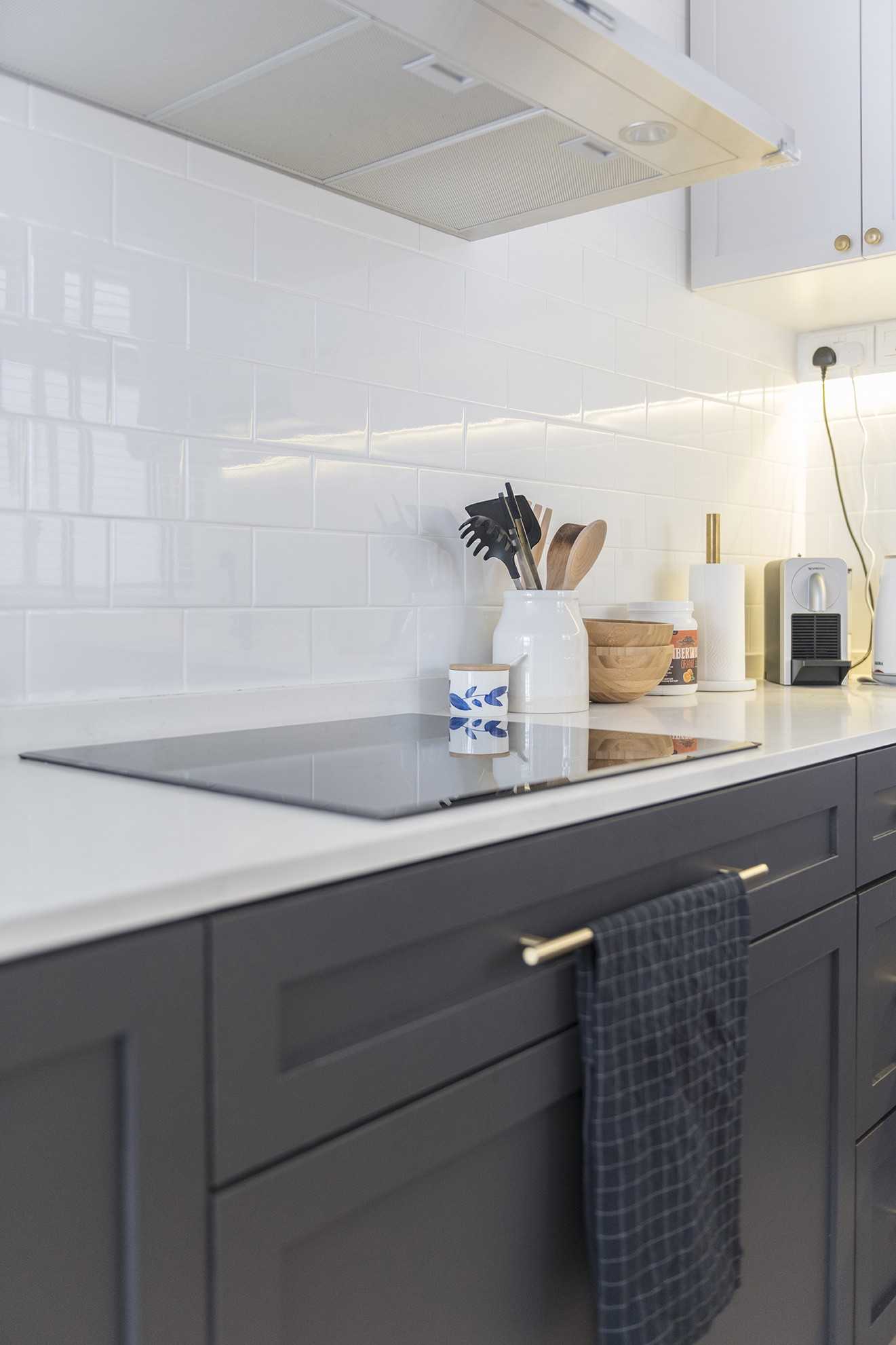 Scandinavian Kitchen with Countertop and Homogeneous Tiles
