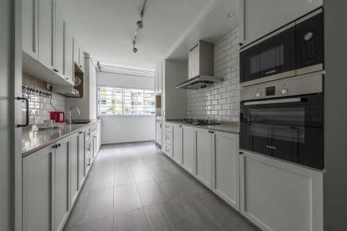 Country Kitchen at L Cottage