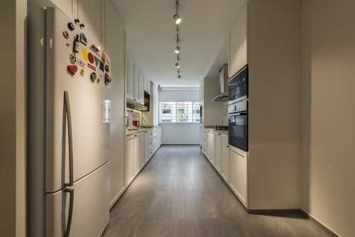 Country Kitchen at L Cottage