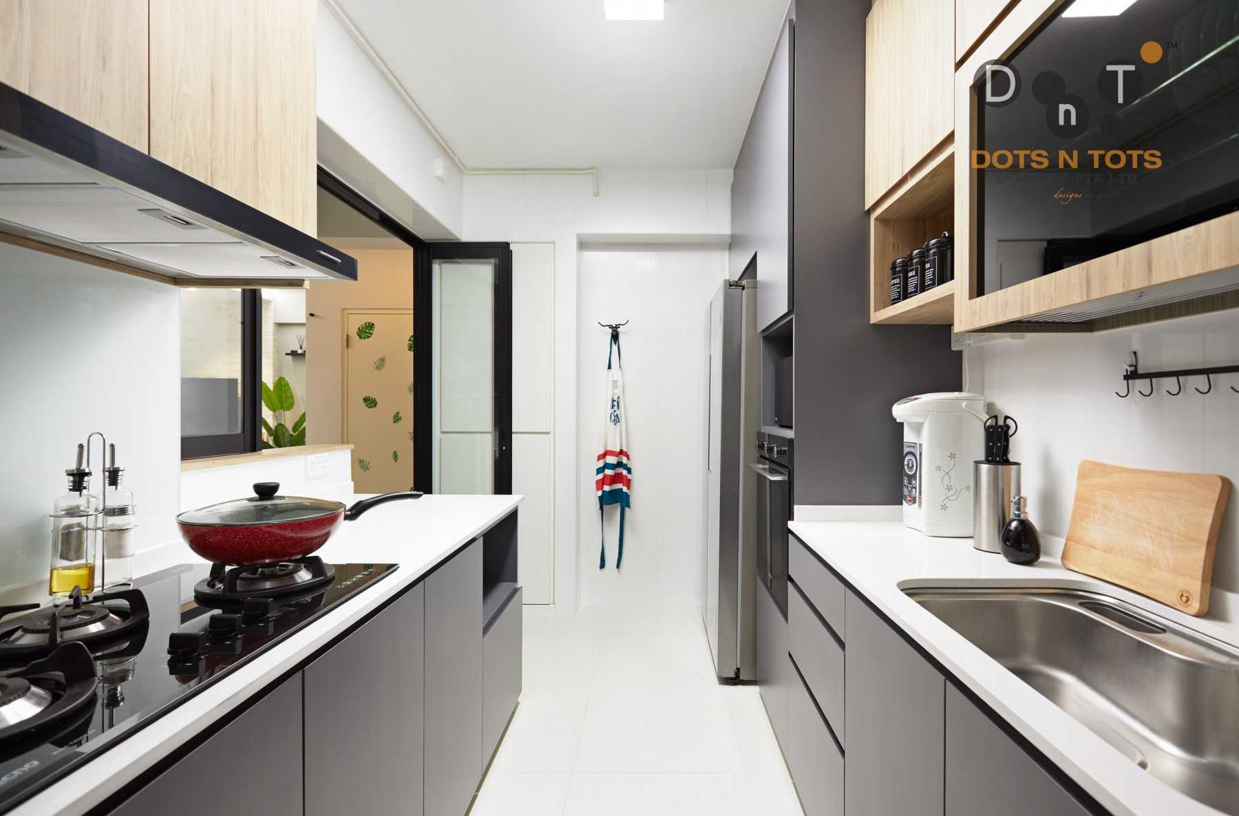 Minimalist Kitchen with Wood Flooring and Kitchen Window