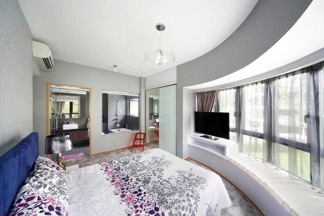 Contemporary Bedroom with Bay Window and Queen Bed