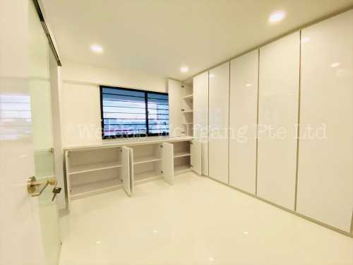 Contemporary at Executive Maisonette @ Serangoon Central