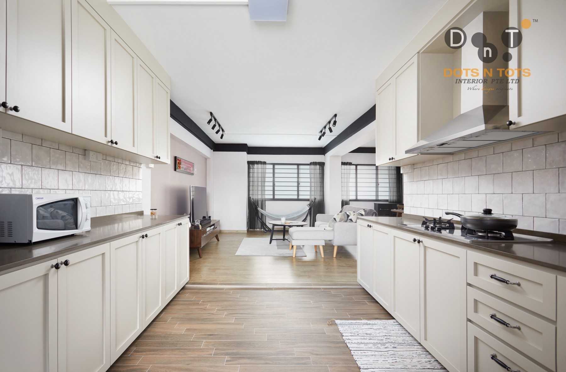 Vintage Kitchen with Vinyl Flooring and Kitchen Window