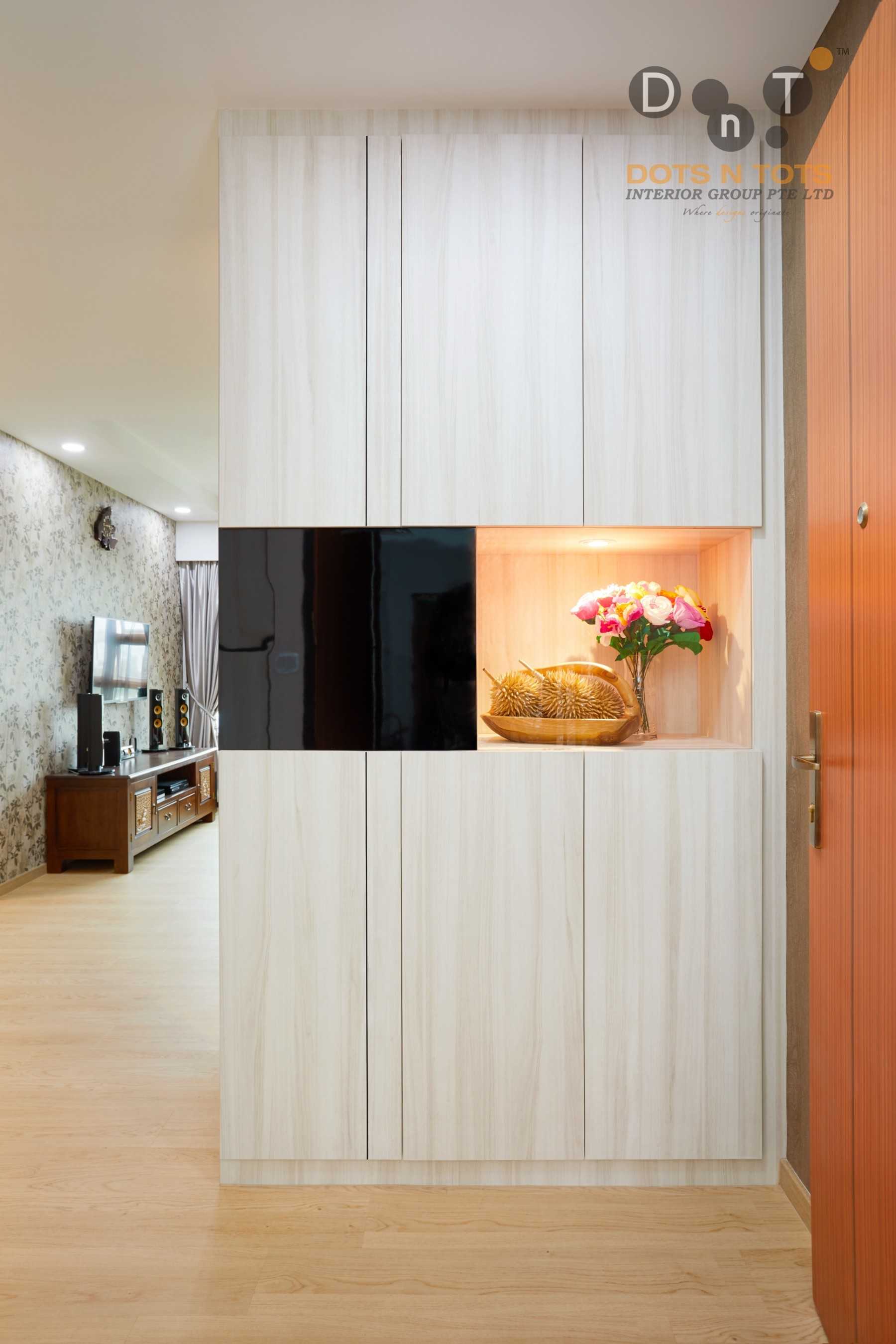 Asian Entryway with Mirror and Seating Bench