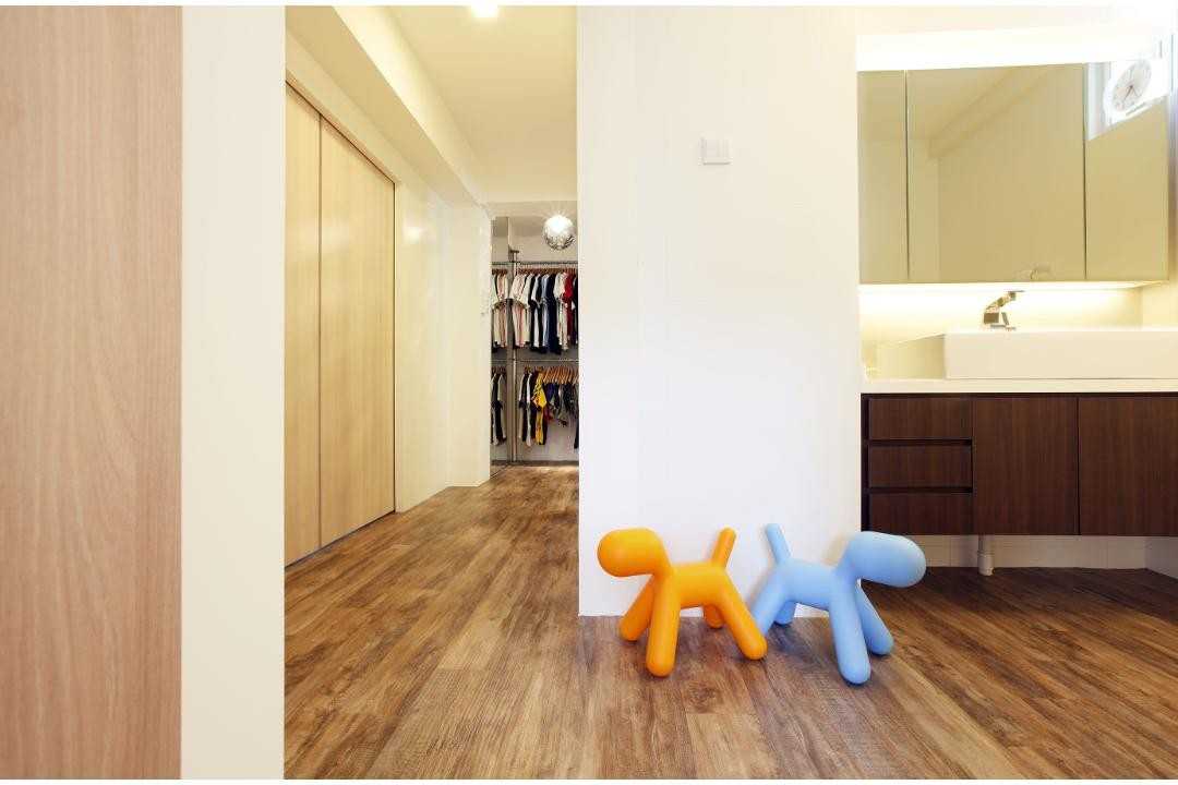 Modern Hallway with Wood Flooring and Mirror