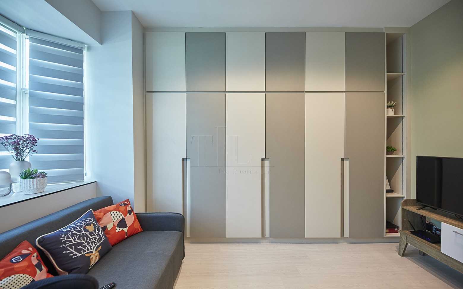 Scandinavian Gaming Room with Wood Flooring and TV Console