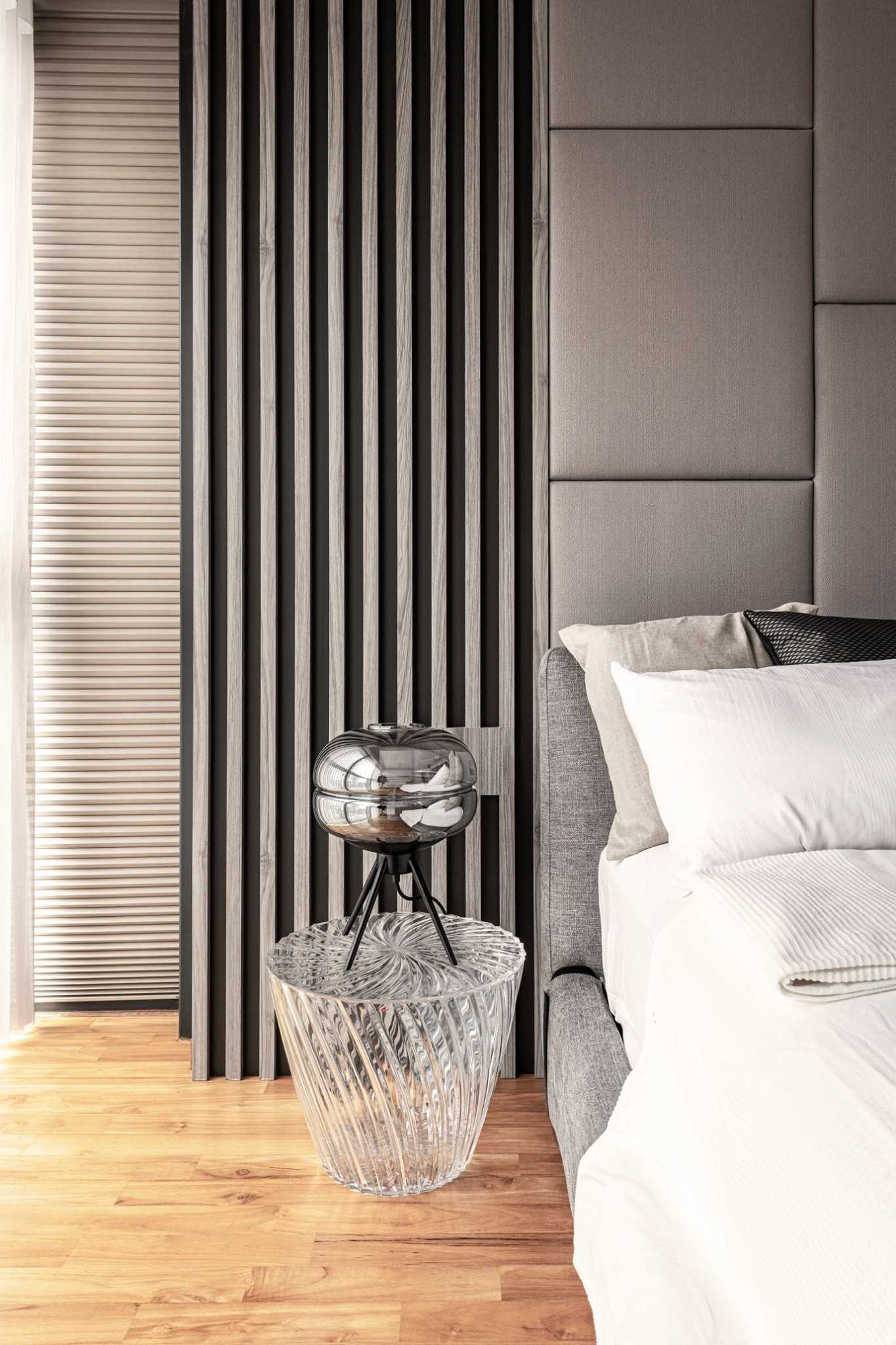 Contemporary Bedroom with Bedside Table and Queen Bed
