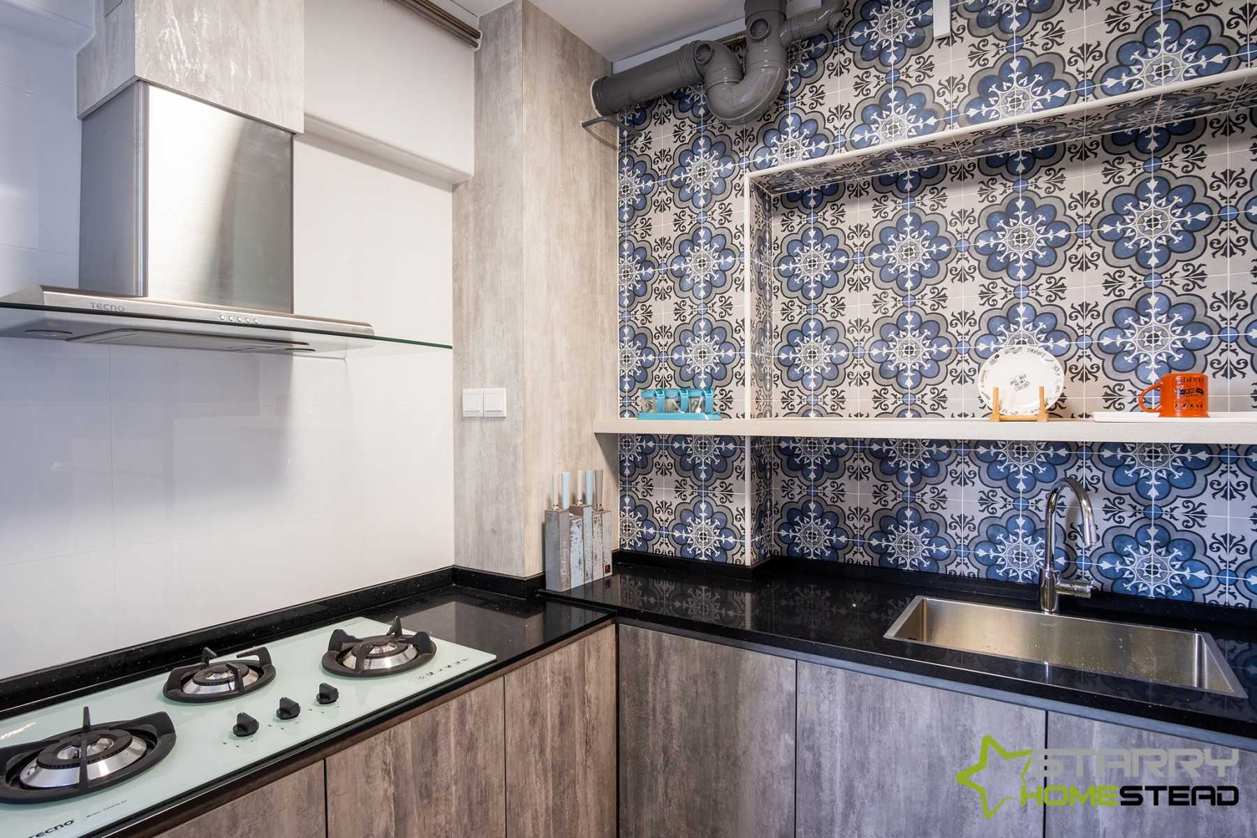 Contemporary Kitchen with Kitchen Accessories and Kitchen Cabinets