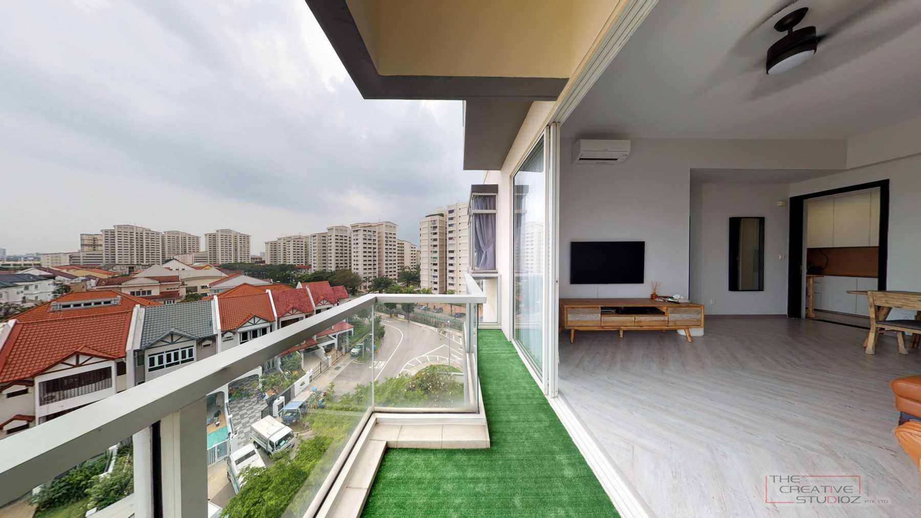 Minimalist Balcony with Vinyl Flooring and Flooring