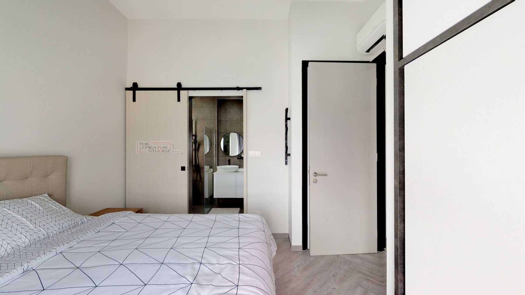 Minimalist Bedroom with Vinyl Flooring and Wardrobe