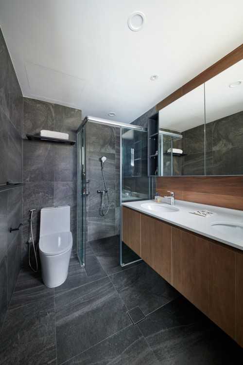 Modern Bathroom at Southaven II
